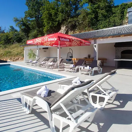 3 Bedroom In Caporice